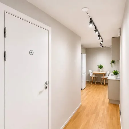 Bm2b - 1br Center * Bergen